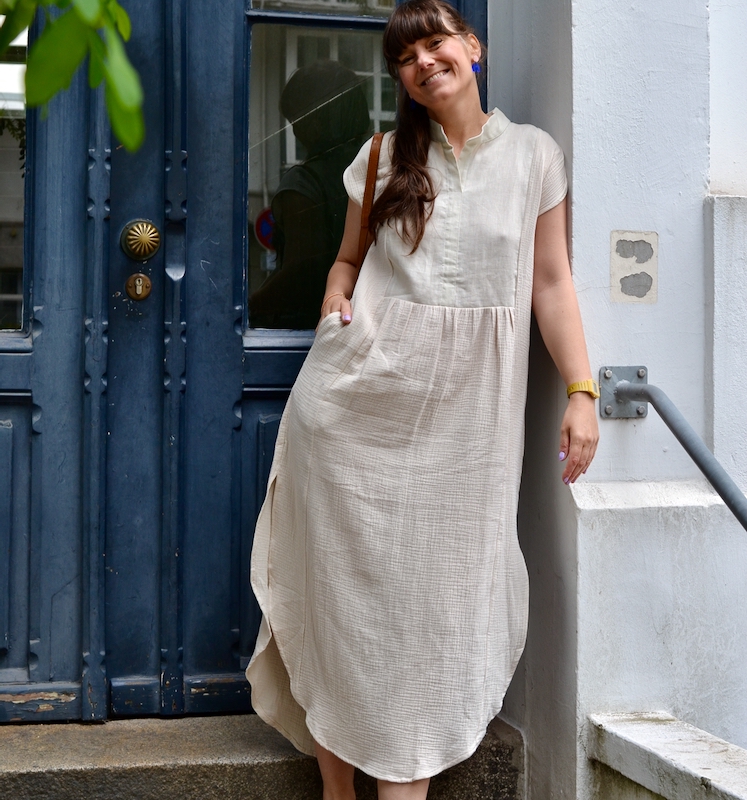 HEMDKLEID – Bio-Baumwoll-Gauze, Farbe Beige – Bild 7