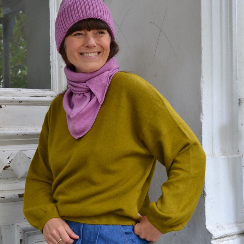 MIKA Mütze strong orange / dark purple / light lavender – Bild 3