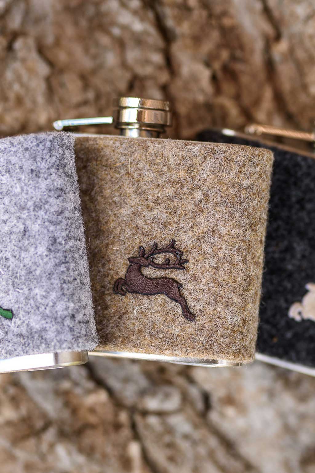 Flachmann Edelstahl / Wollfilz Hirsch 150ml, div. Farben