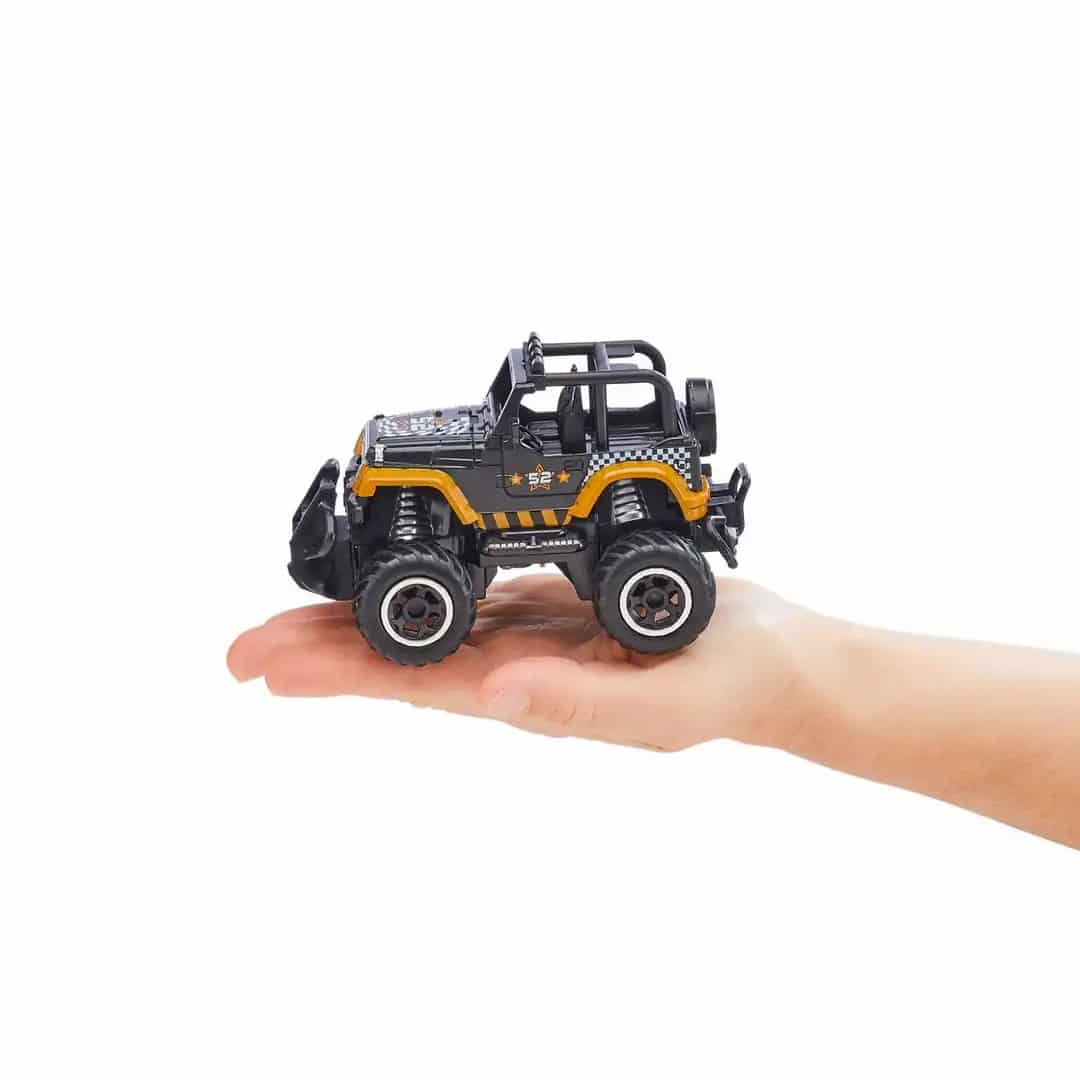 Revell RC SUV Jeep Wrangler „Quarter Back“ Spielzeugauto mit Fernsteuerung – Bild 3