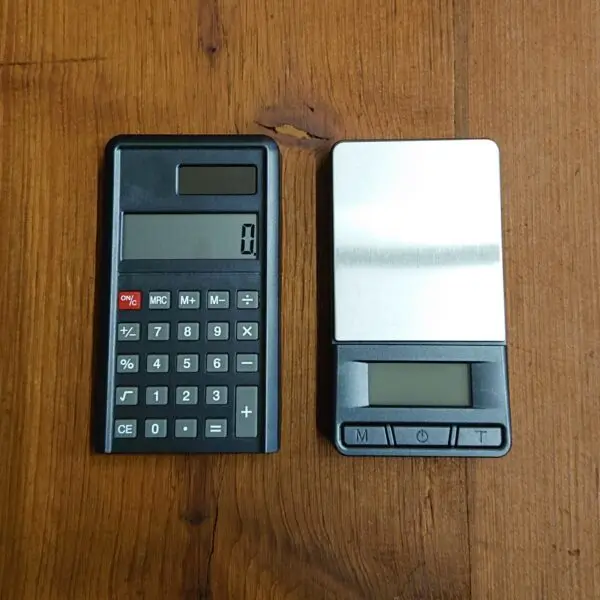 Taschenrechner & Waage, 0.01-300gr